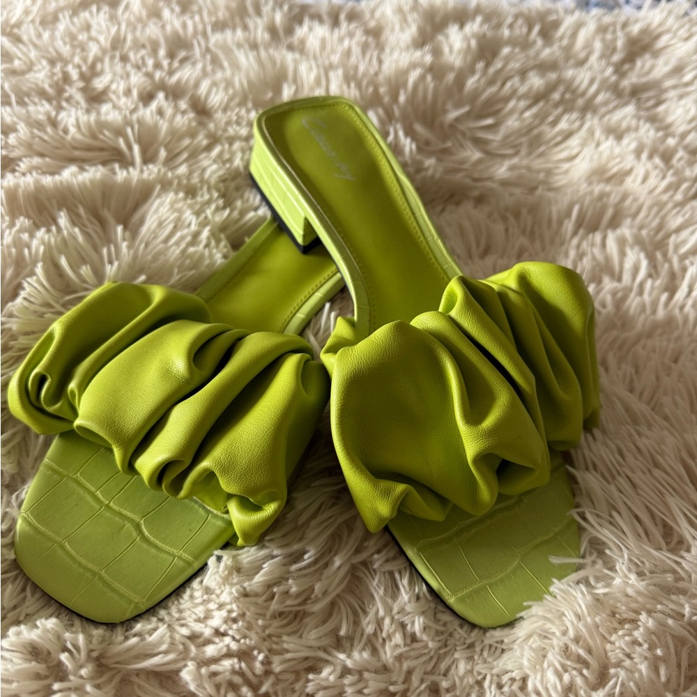 Circus by Sam Edelman Lime Ruffle Slide Sandals